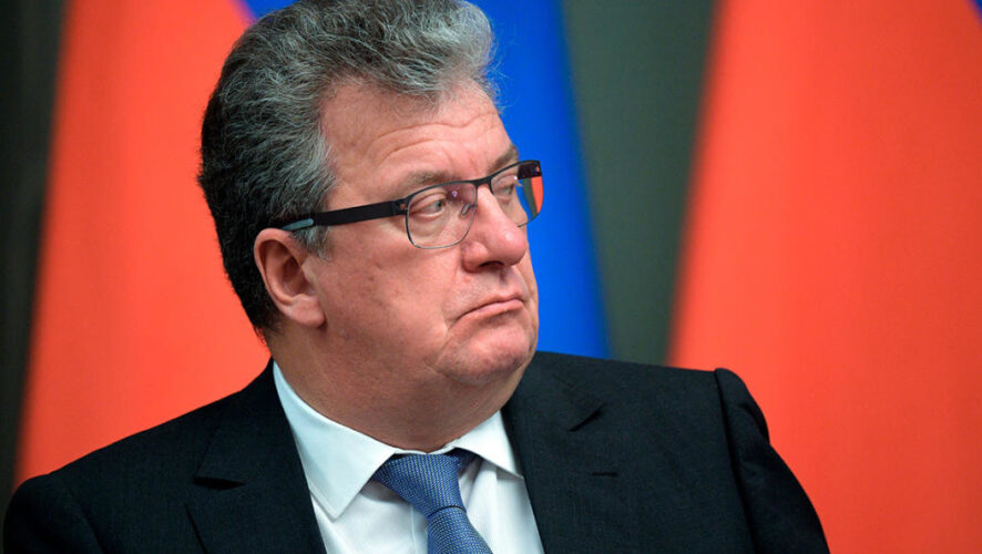 Ему было 64 года.