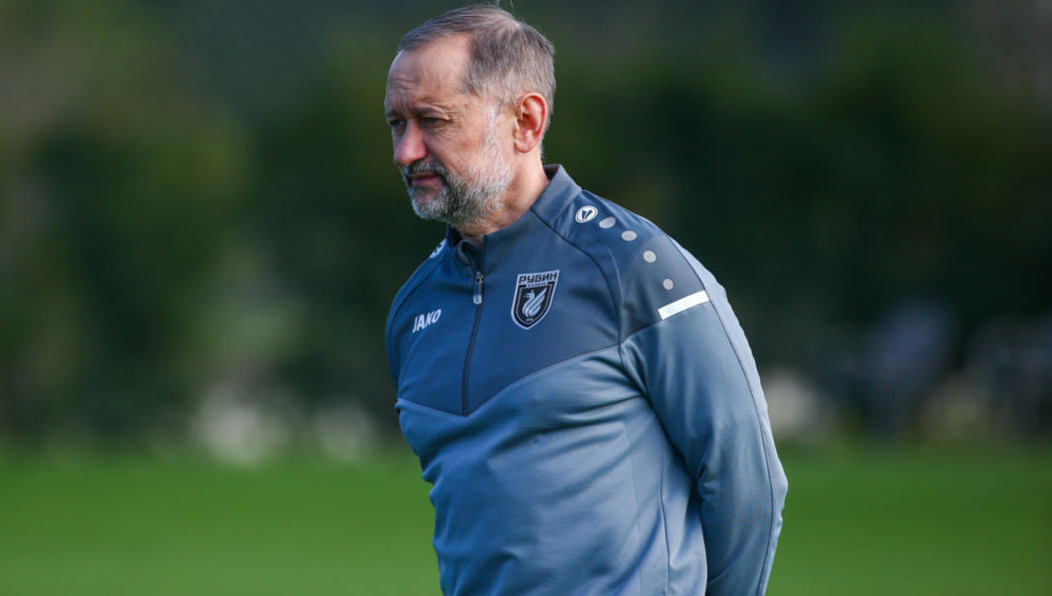 Генеральный директор «Рубина» высказался о состоянии поля на «Ак Барс арене».