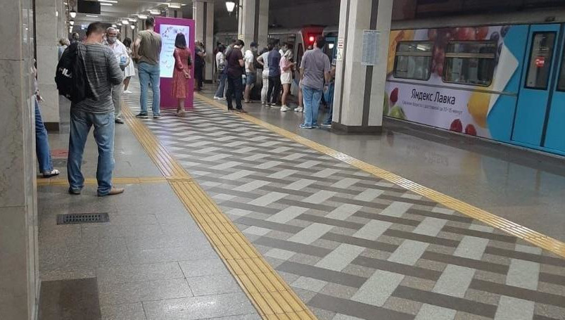 Задержка движения в сторону станции метро &laquo;Дубравная&raquo; составила 40 минут.