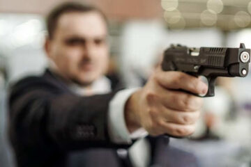 Звуки выстрелов слышали сегодня днем в районе Аметьево.