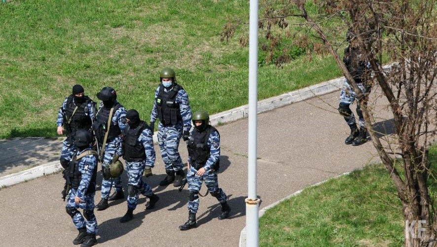 Жители столицы Татарстана после трагедии в гимназии стали жить по принципу &laquo;лучше перебдеть&raquo;.