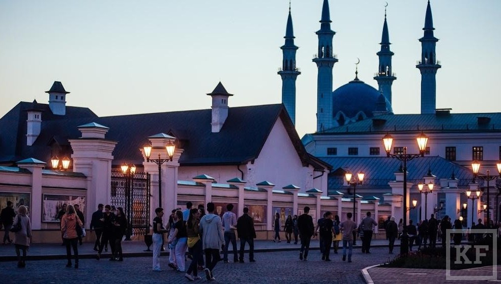 Туристический маршрут «1000 и 1 удовольствие» планируют открыть в Татарстане в мае этого года в преддверии чемпионата мира по футболу. Об этом заявил зампредседателя регионального госкомитета по туризму Артур Абдрашитов
