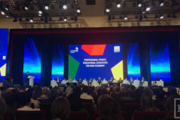 В Kazan Expo проходит пленарное заседание в рамках финала VII Национального чемпионата «Молодые профессионалы».