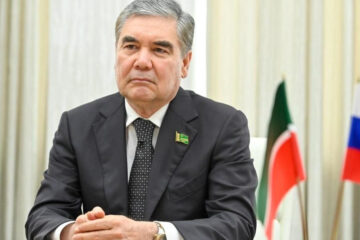 Экс-президент Туркменистана добавил