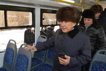 Во время поездки президента Татарстана сопровождал гендиректор «Метроэлектротранса» Асфан Галявов