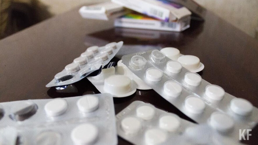 Такие люди нуждаются в долгосрочной медикаментозной терапии.