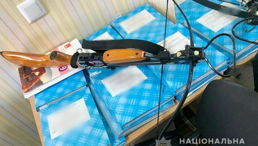 Ранения получили два учителя.