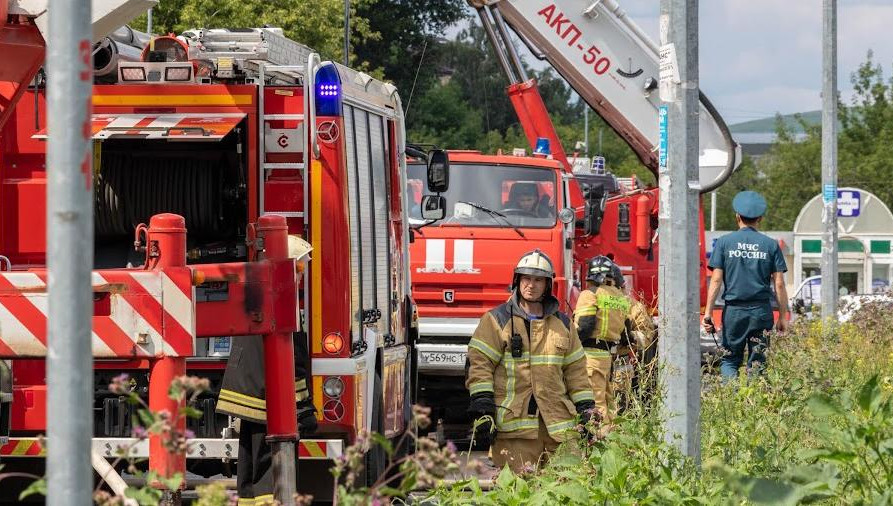 Во время происшествия никто из людей не пострадал.