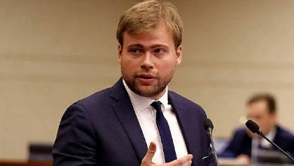 Парламентарий покинул заправку