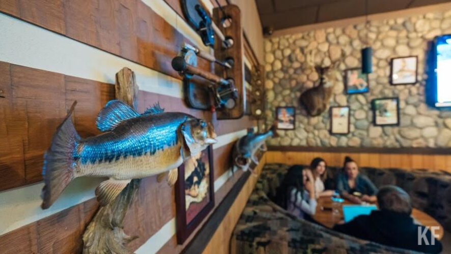 В клиники пациенты поступили с диагнозом ботулизм