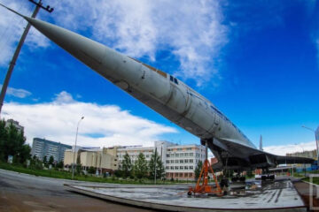 В воздушном транспорте демонтируют внутреннюю отделку