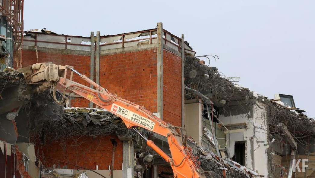 Здания должны снести в течение полугода.