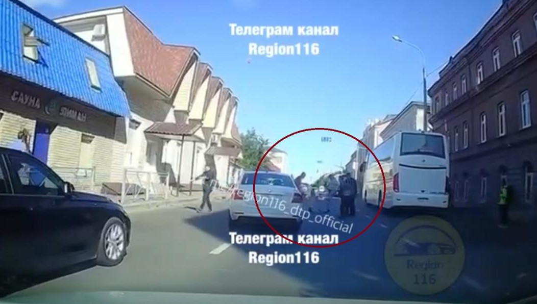 Пользователи сети ужаснулись как самим избиением