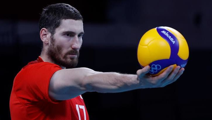 В полуфинале наша команда обыграла бразильцев.