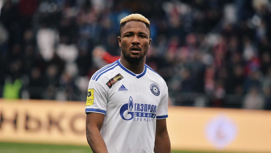 Нападающий подписал контракт с казанцами на три года.