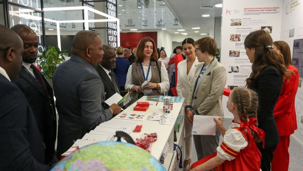 В столице Татарстана прошел международный форум «Формируя будущее». На нем обсудили