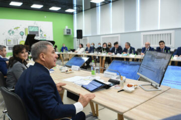 Президент республики встретился с ректорами вузов и руководителями научных организаций Татарстана.