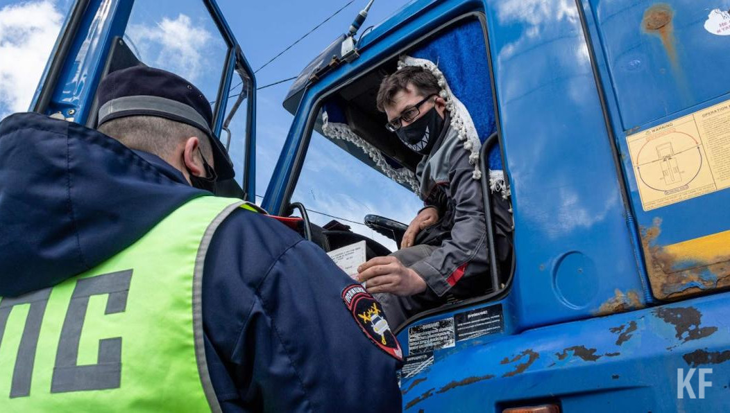 Освидетельствование будут проводить в присутствии двух понятых.