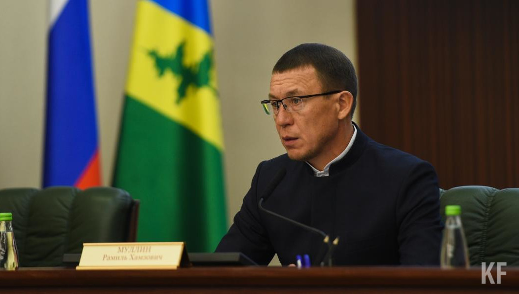 Чиновники пытаются решить финансовые вопросы.