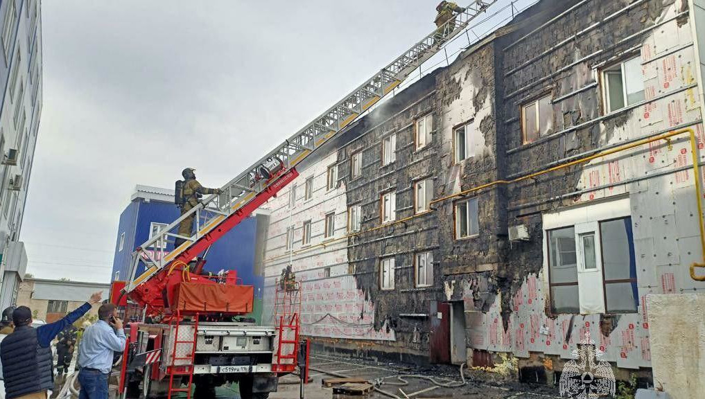 Люди эвакуировались