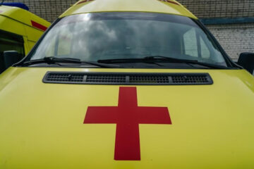 Еще 36 лечатся дома.