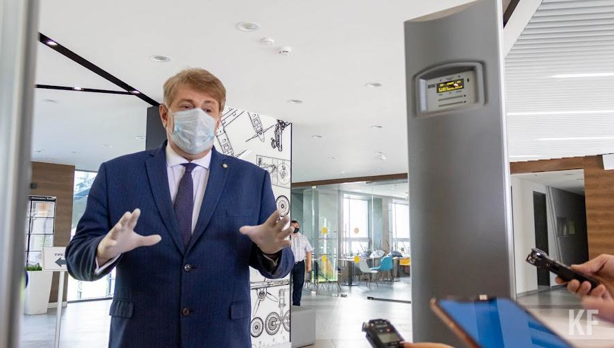 Камеры будут снимать все происходящее до конца голосования.