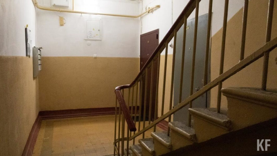 Прежний причинял людям множество неудобств.