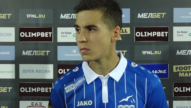 При этом челнинская команда лидирует в чемпионате.