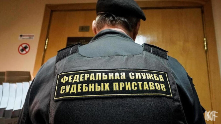 С начала года приставам поступило почти 800 жалоб на коллекторские организации.