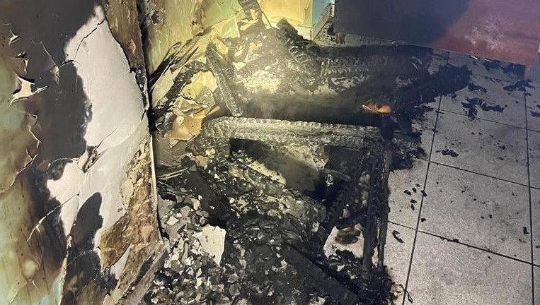 С огнем справился жилец дома.