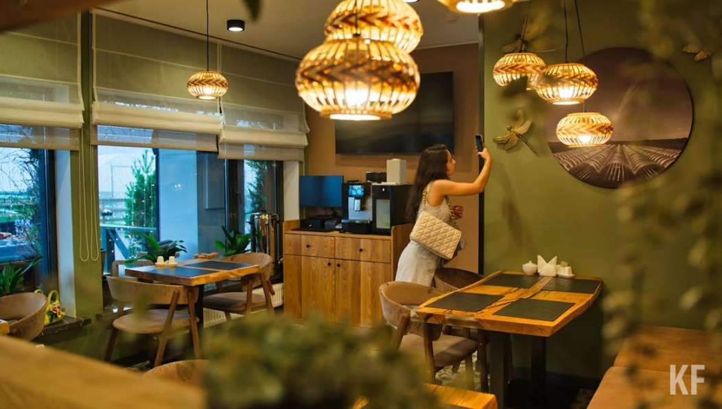 На сайтах объявлений то и дело появляются предложения о продаже маленьких забегаловок или крупных ресторанов. Выясняем