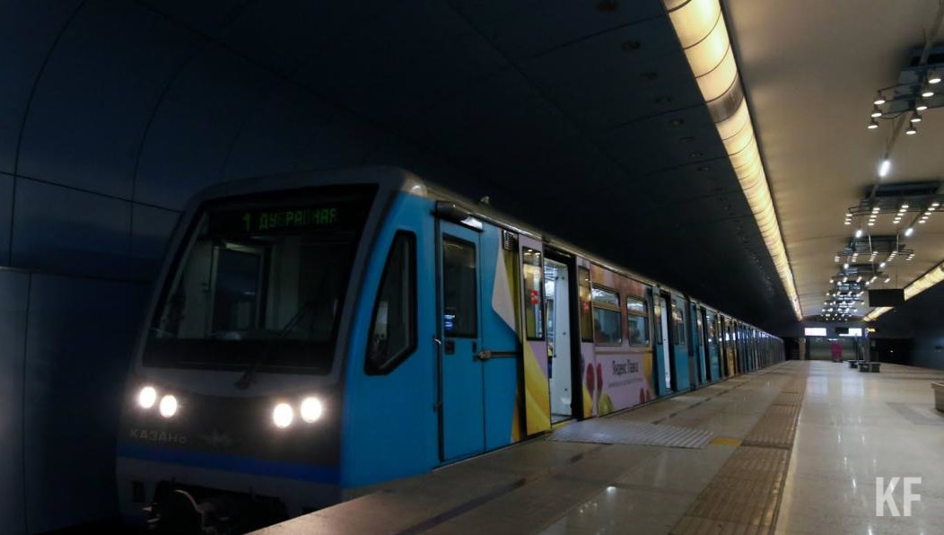 На линию поезд выпустят в апреле.