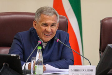 Президент Татарстана открыл первое заседание Оргкомитета