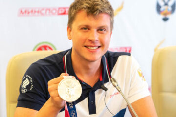 Среди них серебряный призёр Олимпийских игр Александр Красных.