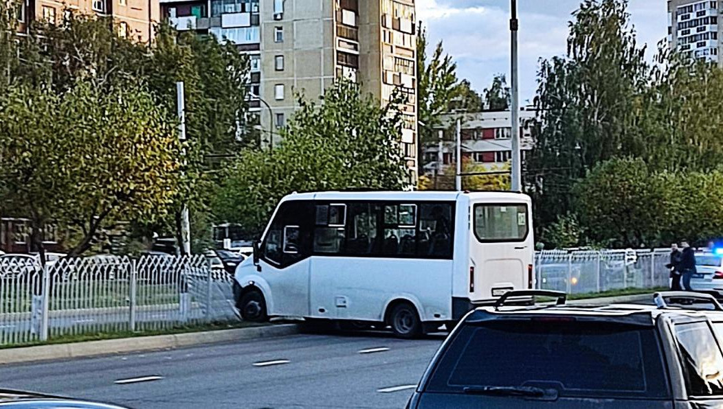 Пассажиры пытались «откачать» мужчину