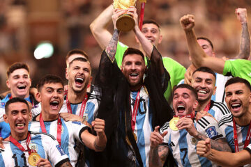 Аргентина обыграла Францию в лучшем финале за всю историю ЧМ. Спортивный обозреватель KazanFirst Артур Еникеев делится эмоциями.