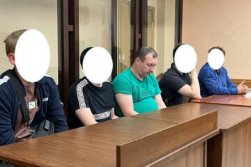 В зале Вахитовского суда 40-летний Евгений Музыка признался
