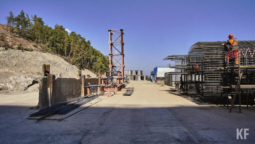 Объект находится у железнодорожной станции Свияжск под Казанью.