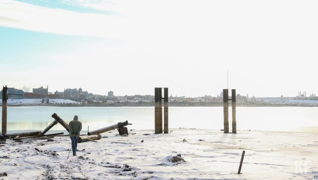 Причиной их исчезновения стала застройка территории.