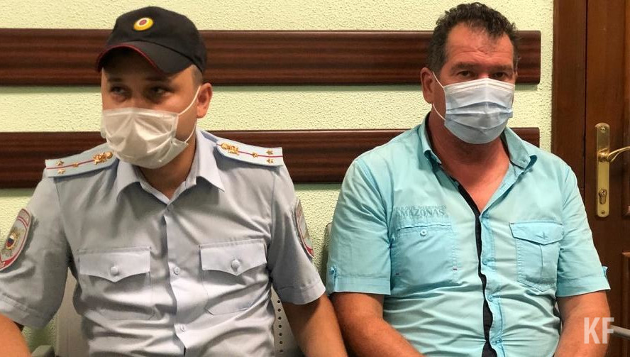 Мужчина утверждает