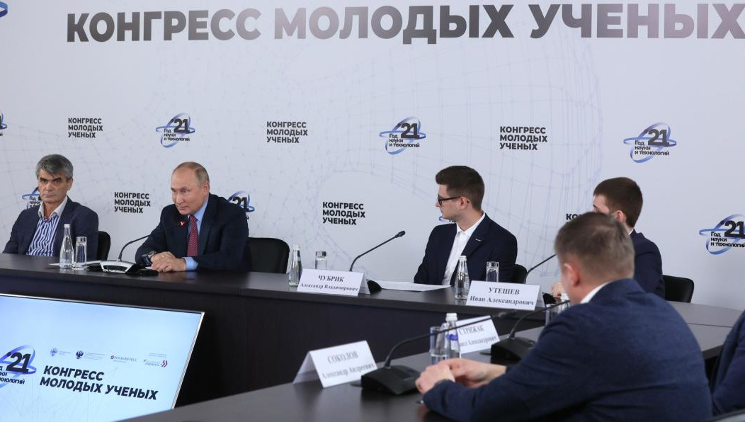 Президенту предложили расширить возможности программы соципотеки и жилищных сертификатов.