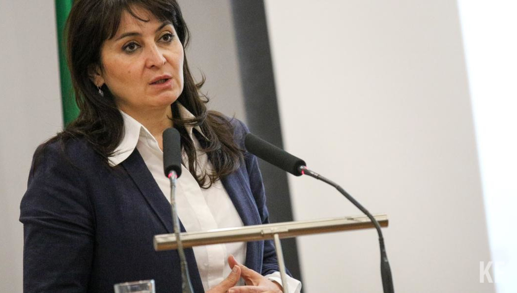 По ее словам