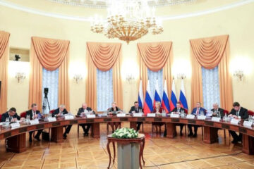 Председатель Госсовета РТ принял участие в заседании комиссий и Президиума Совета законодателей в Москве.