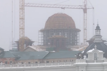 В столице Татарстана в последний день 2017 года завершилось бетонирование центрального купола воссоздаваемого собора в честь Казанской иконы Божией Матери Казанско-Богородицкого мужского монастыря