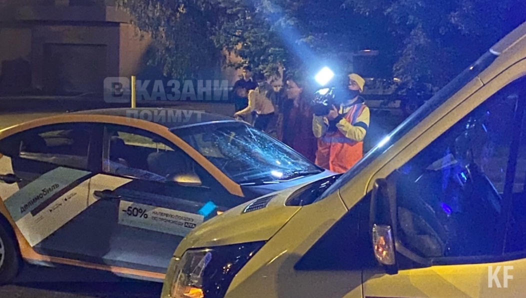 ДТП произошло ночью в спальном районе.