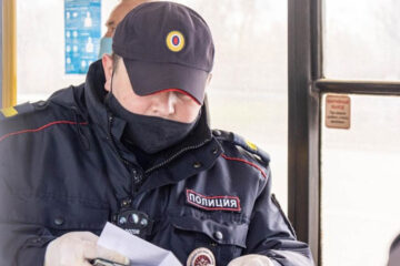 Число новых случаев коронавируса в Москве за сутки стало наибольшим с января.
