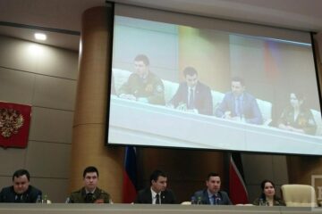 О приоритетных направлениях работы студенческих отрядов в этом году на брифинге в Кабмине РТ рассказал министр по делам молодежи и спорту Татарстана Владимир Леонов.