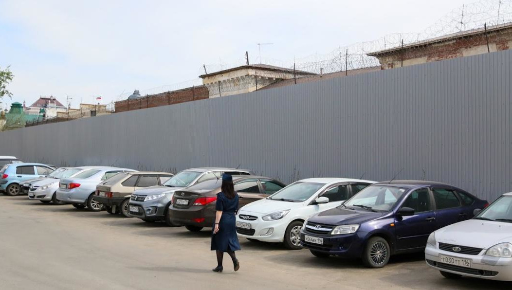 Участок ранее использовался для ведения личного подсобного хозяйства.