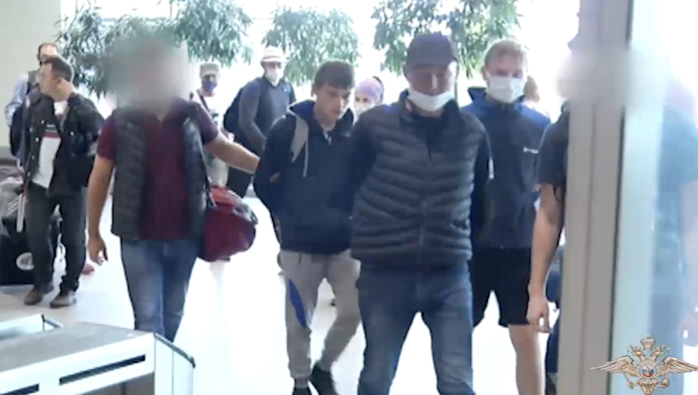 Московские полицейские задержали трех соучастников дела.