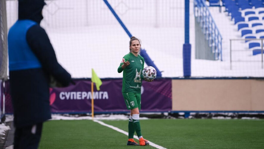 Женская команда из Казани терпит поражение во втором матче подряд.